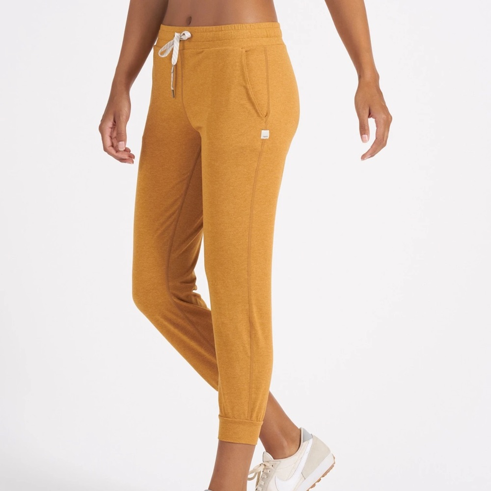 Vuori Performance Joggers